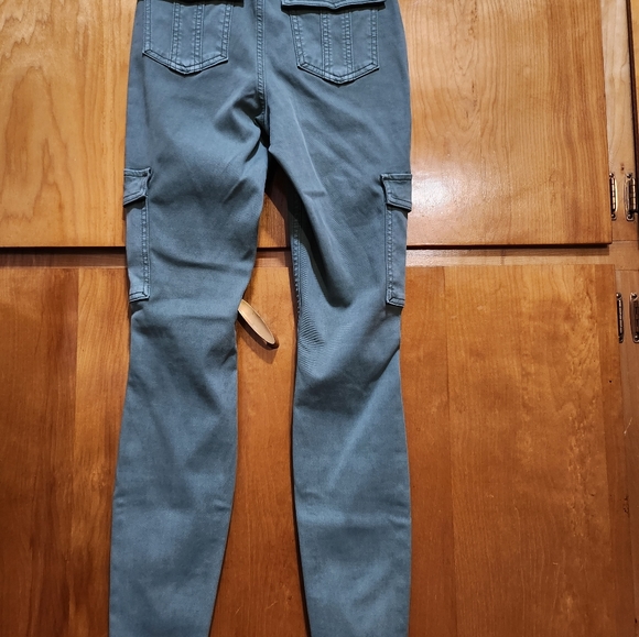 SPANX Women's Stretch Ankle Cargo Pants - Picture 8 of 8